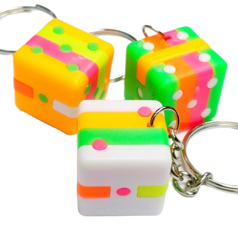 Vending Game - 10Pc 2cm Puzzle Dice Cube Key